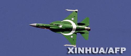 枭龙将取代巴基斯坦歼-7JF-17单价800万美元
