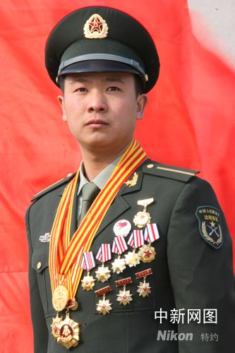 新一代士兵楷模向南林被破格提干实现军官梦