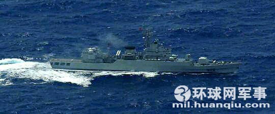4月22日日本军方公布跟踪拍摄的在公海航行的中国海军522号导弹护卫舰