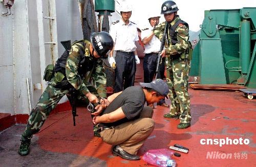 组图：浙江舟山举行港口反恐怖暴力事件演习