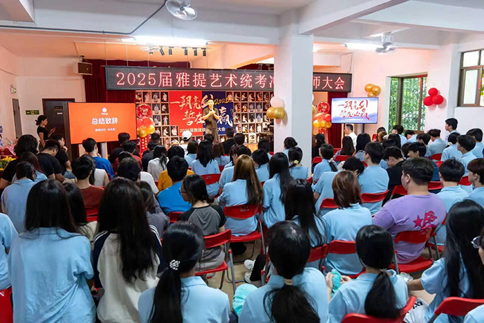 从军营到市场:四位粤北退役军人的“戎耀”创业路 从军营到市场:四位粤北退役军人的“戎耀”创业路